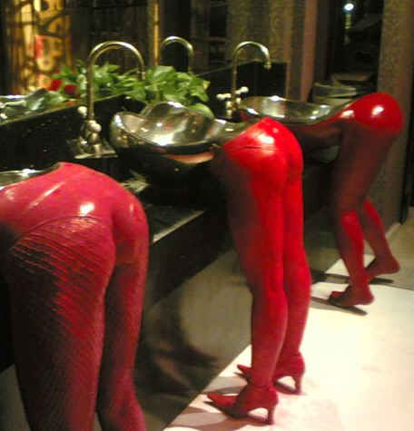 toilette-chic-hotel1.jpg