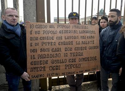 Embraco, l'ira del Ministro Calenda: Embraco, l'ira del Ministro Calenda: