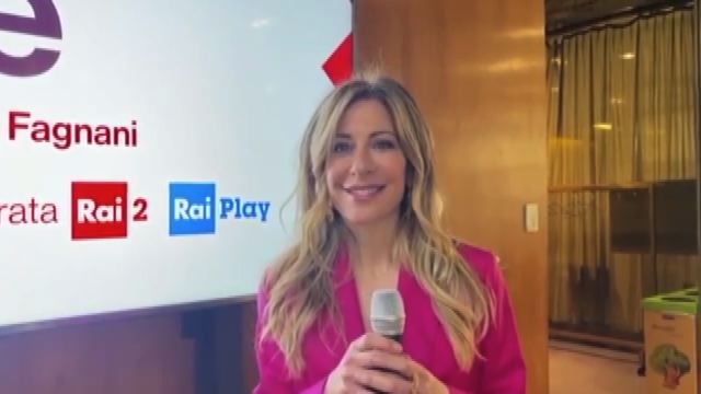 Francesca Fagnani Sbarca In Prima Serata Belve Crescono Video