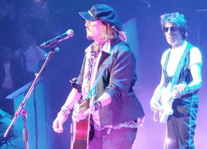 Johnny Depp dimentica Amber Heard con "18": esce il nuovo album con Jeff Beck
