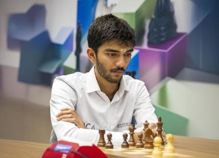 Chi è Dommaraju Gukesh, il più giovane scacchista a vincere il torneo