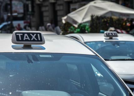 Settecento domande per le nuove licenze dei taxi a Milano