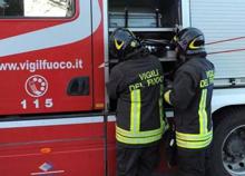 Incendio in un appartamento a Milano: 18 persone intossicate dal fumo Incendio in un appartamento a Milano: 18 persone intossicate dal fumo