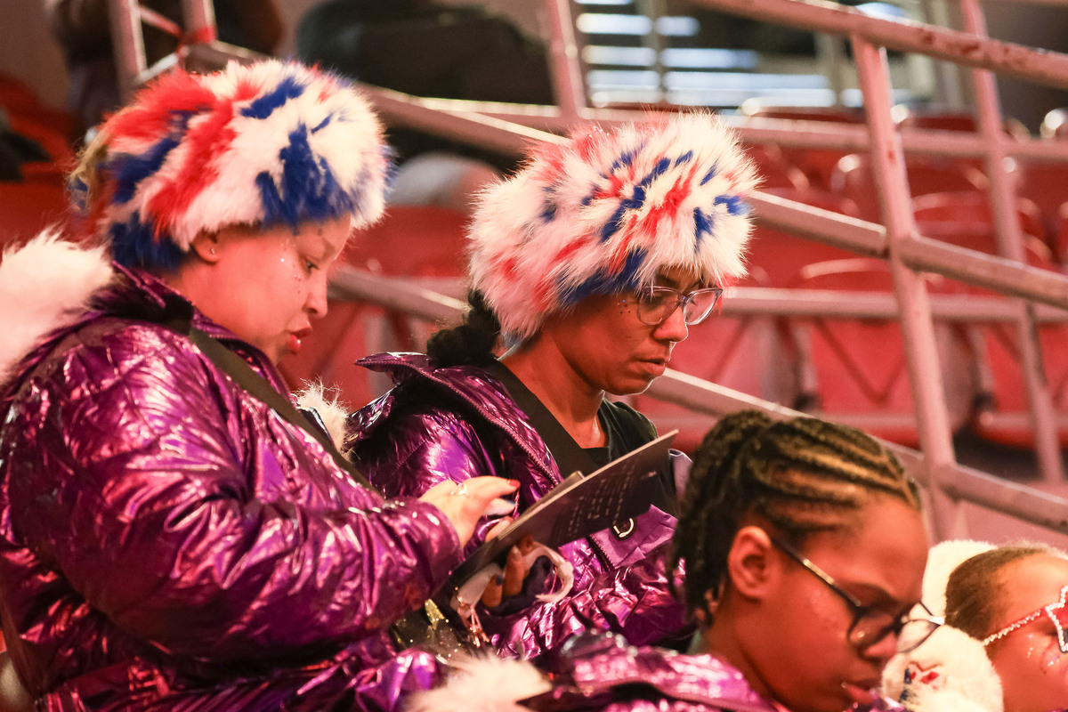 Atmosfera a San Siro per la cerimonia di apertura delle Olimpiadi invernali Milano Cortina Atmosfera a San Siro per la cerimonia di apertura delle Olimpiadi invernali Milano Cortina