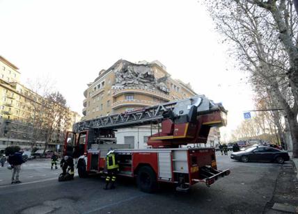 Crollo al Flaminio, proroga ai consulenti. Tempi lunghi per il rientro degli inquilini