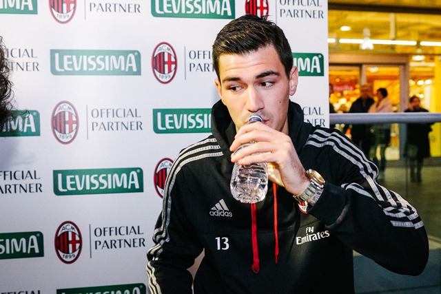 Milan, Romagnoli: offerta per il rinnovo. Ac Milan news calciomercato