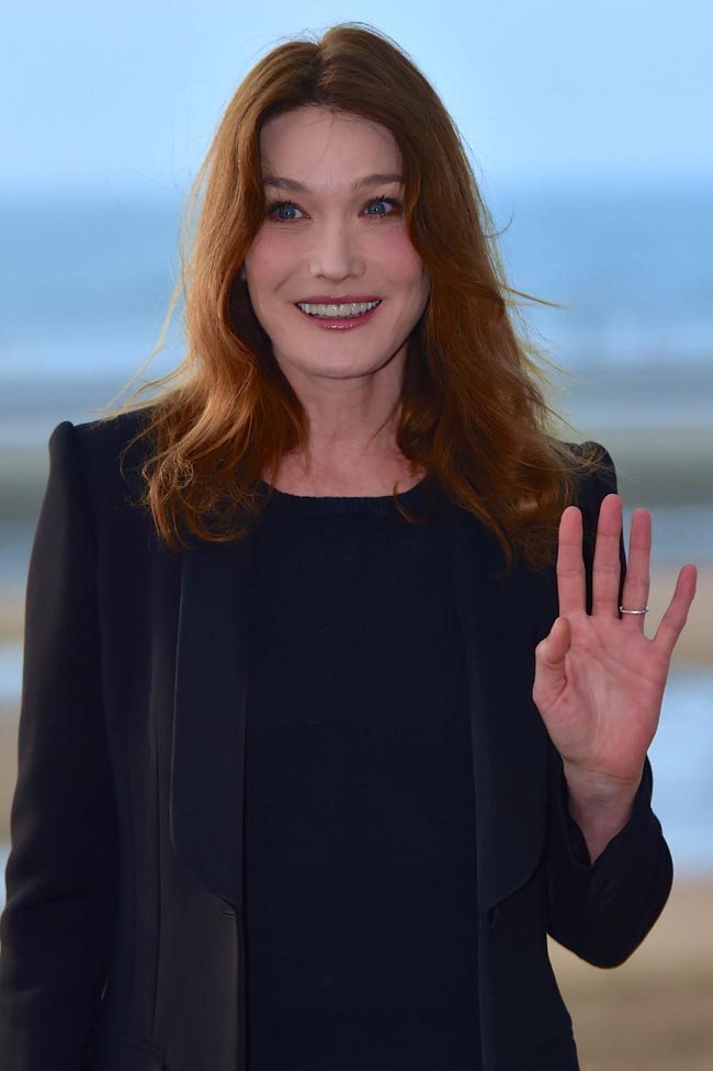 Carla Bruni al festival di Cabourg (22)