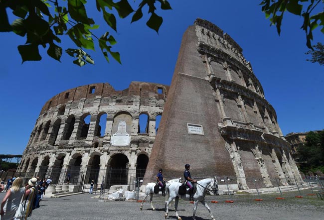 restauro colosseo (11)