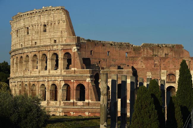 restauro colosseo (3)