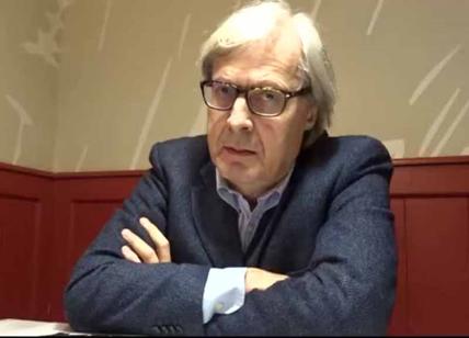 Raggi querela Sgarbi: “Incapace e morta di sonno: non vale un cazzo”