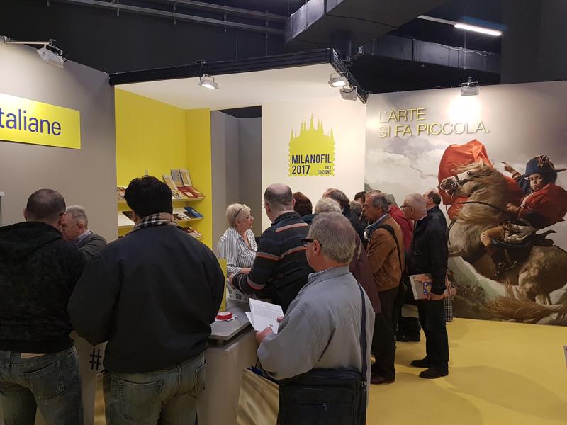 Folla allo stand di Poste Italiane a Milanofil 2017, la rassegna filatelica più attesa, che compie 30 anni.