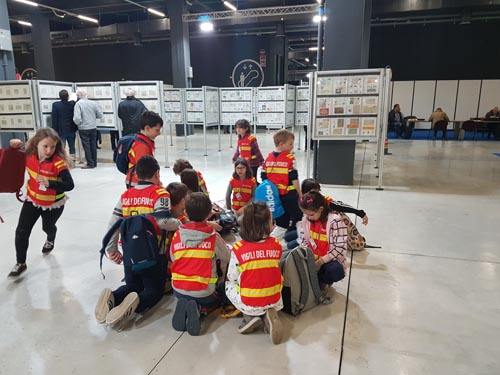 Bambini delle scolaresche partecipano a un workshop a Milanofil 2017, la rassegna filatelica più attesa, che compie 30 anni.