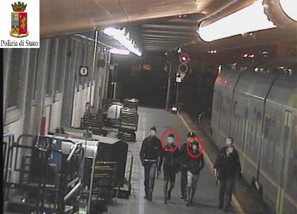 Treno Ventimiglia-Torino ostaggio di 60 vandali. VIDEO