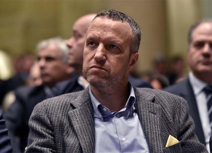 Migranti, Tosi sta con la Cei: "Il razzista è Salvini, non Fontana"
