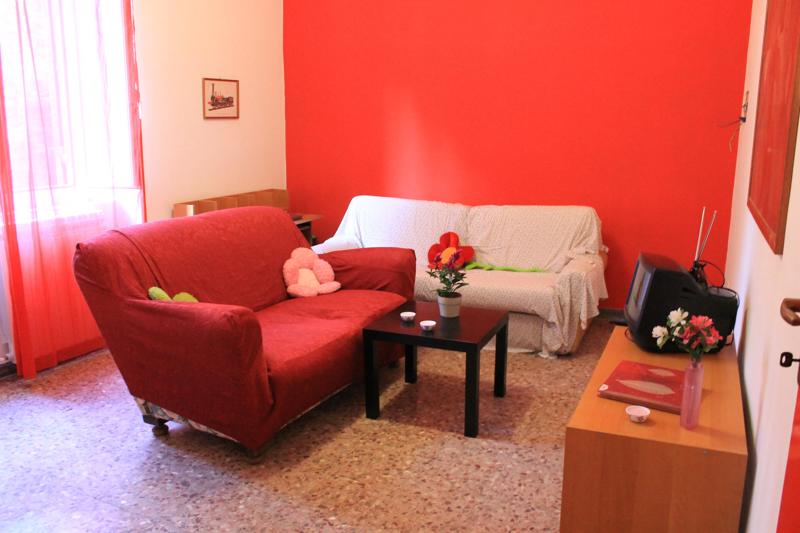 La nuova Casa Accoglienza per famiglie con bambini affetti da patologie oncologiche nella stazione di Ronciglione, in provincia di Viterbo. La nuova Casa Accoglienza per famiglie con bambini affetti da patologie oncologiche nella stazione di Ronciglione, in provincia di Viterbo.