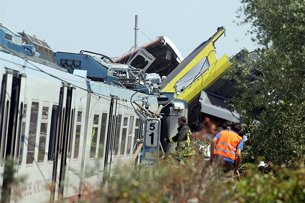 Scontro treni andria 1