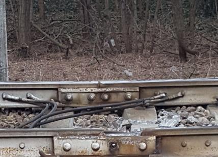 Deragliamento Pioltello, sindaci e pendolari sul treno solidale