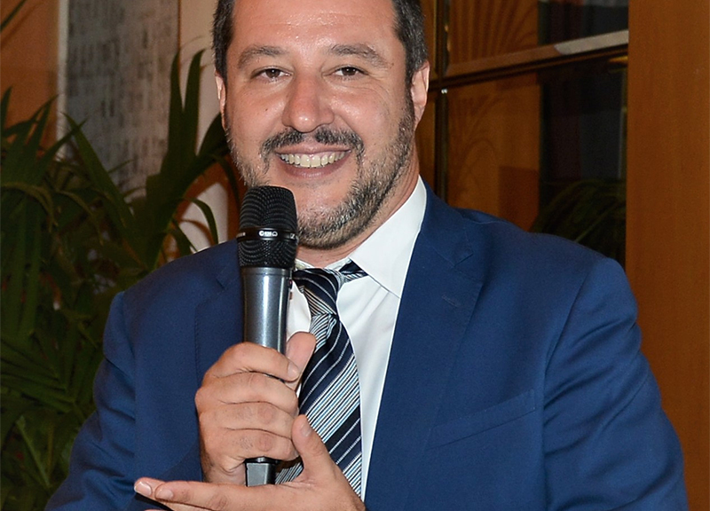 Amici della lirica Salvini ape 12