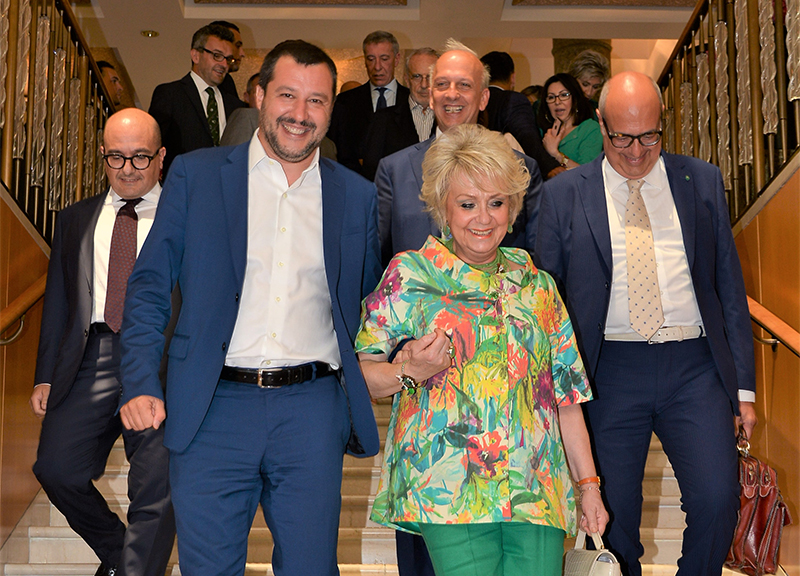 Amici della lirica Salvini ape 21