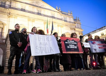 Scala, "sold out" alla Prima under 30 e protesta animalista
