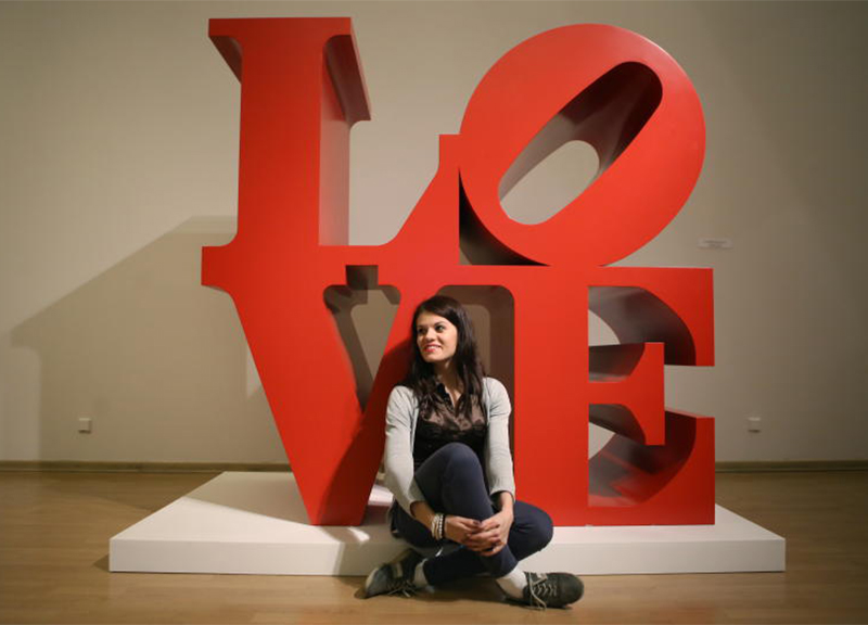 Robert Indiana love ape 5