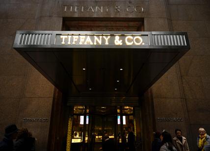 Lvmh: accordo ufficiale per l'acquisto di Tiffany, operazione da 16,2 miliardi