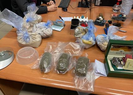Milano, Polizia locale sequestra 1,6 kg di Cobret, l' "eroina dei poveri"