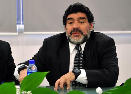 Maradona, a processo gli otto accusati della morte del Pibe de Oro. Le accuse
