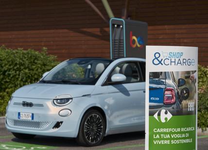 “Shop & Charge”: protagonista la Nuova Fiat 500, 100% elettrica