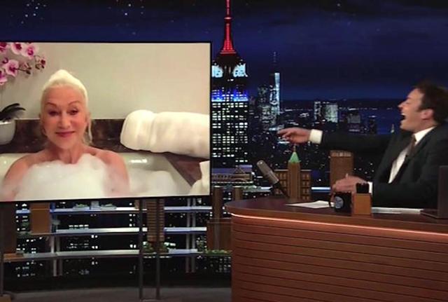 Helen Mirren fa l'intervista per Tonight Show dalla sua vasca da bagno