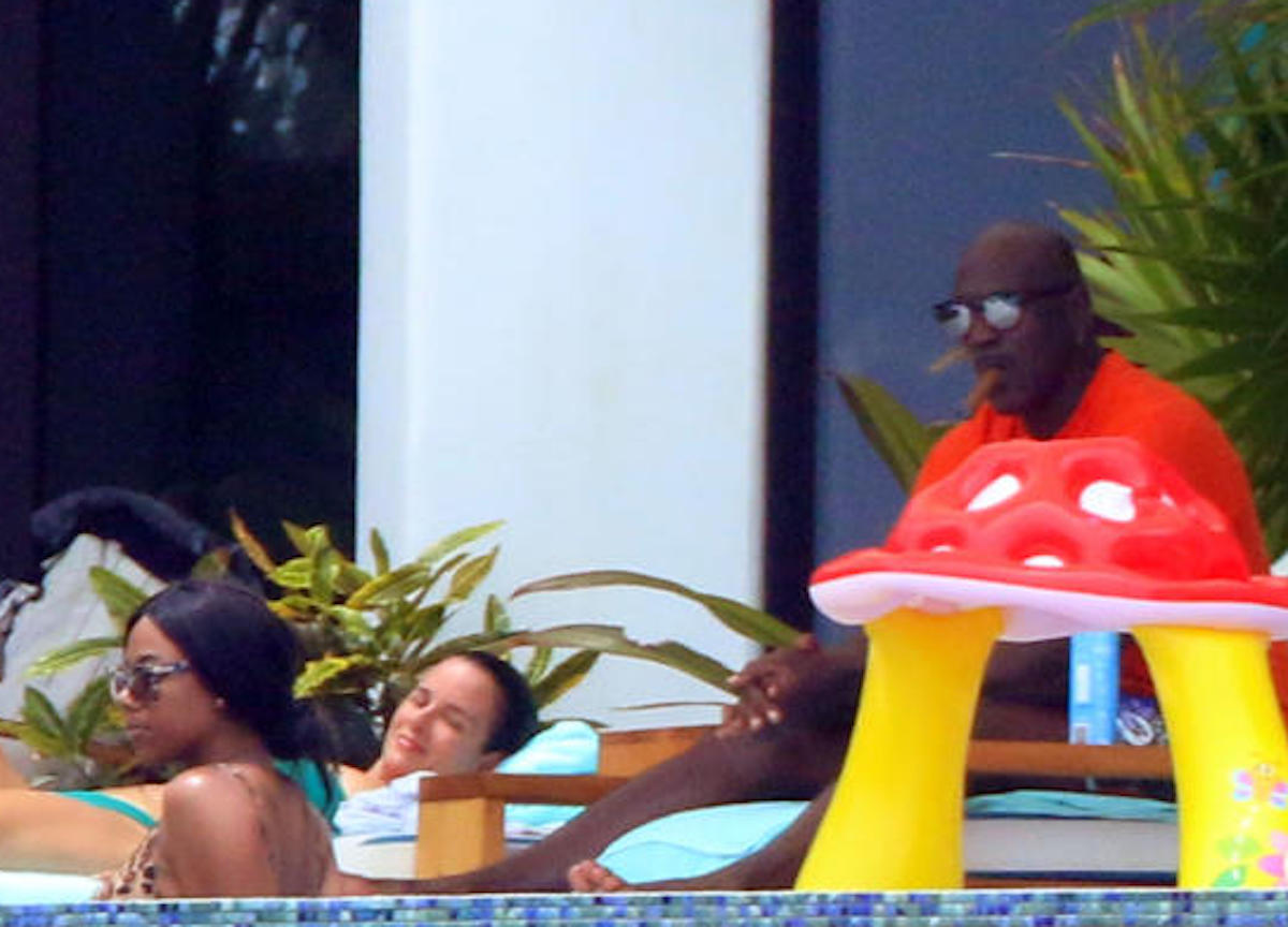 Cabo San Lucas.,Micheal Jordan ,in vacanza con la moglie  Yvette Prieto