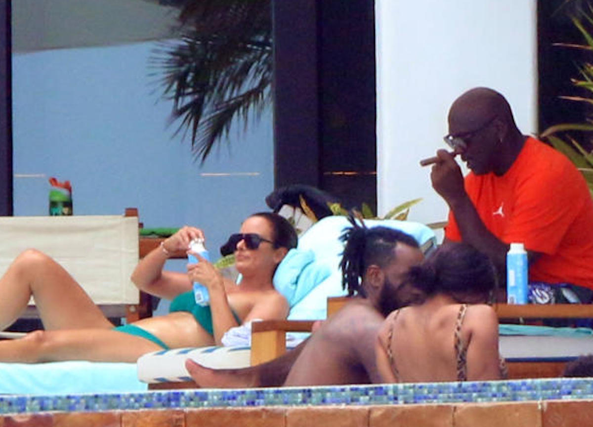 Cabo San Lucas.,Micheal Jordan ,in vacanza con la moglie  Yvette Prieto