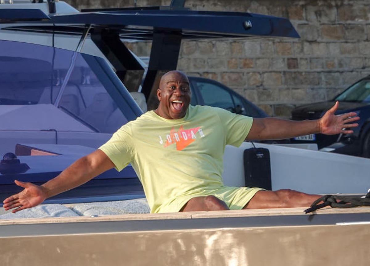 St Tropez, Magic Johnson in vacanza ...con qualche chilo di troppo !