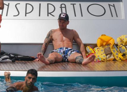 Ibiza , ultimo giorno di vacanza per Leo Messi Luis Suarez e Cesc Fabregas