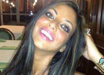"Tiziana Cantone, non fu suicidio". Per il medico legale fu strangolata