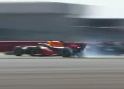 F1: Verstappen-Hamilton, bufera dopo l'incidente spettacolare
