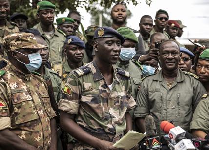Mali, colpo di stato a Bamako. Arrestati il premier e il presidente