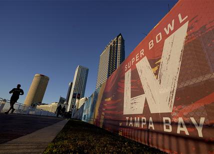 Super Bowl 2021, Tampa si prepara per l'evento sportivo più seguito degli Usa