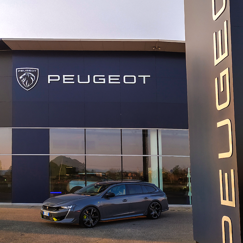 Peugeot 0