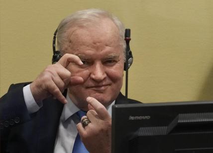 Guerra in Bosnia, confermato l'ergastolo all'ex generale Ratko Mladic