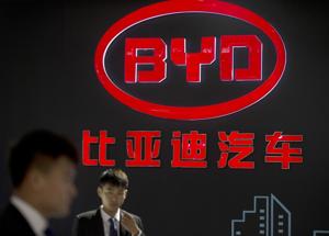 BYD lancia la ricarica ultraveloce da 1000 kW, in 10 minuti si ricarica una batteria da 100 Kw