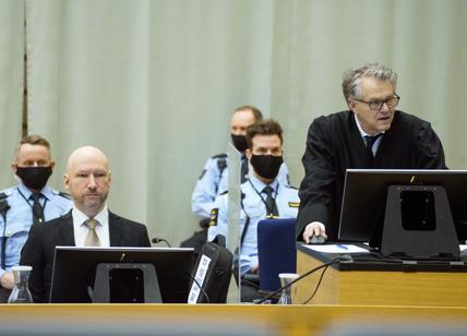 Strage di Utoya, Norvegia: il terrorista neonazista Breivik resta in carcere