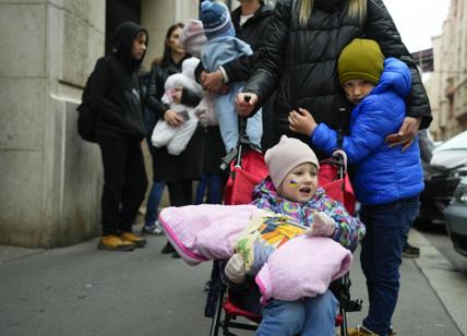 "Sono i nostri figli, restituiteceli". Duemila bambini deportati in Russia