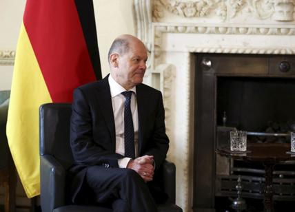 Guerra, la Germania si schiera con Putin. "No all'embargo del gas russo"