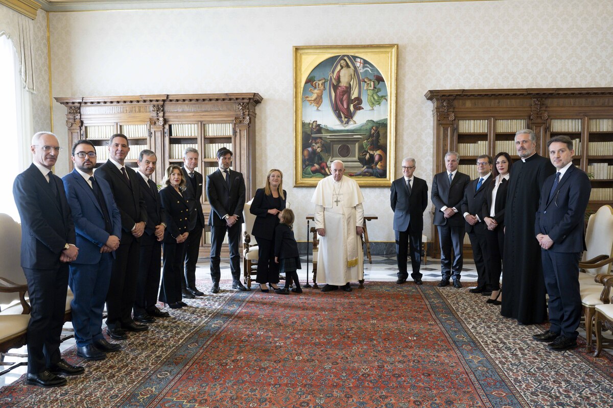 Papa Francesco riceve in udienza privata Giorgia Meloni