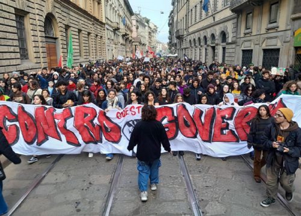 "No Meloni Day": corteo a Milano