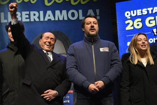 Silvio Berlusconi ,Matteo Salvini e Giorgia Meloni 