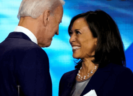 Biden (guerrafondaio) imbarazza il Pd. Kamala Harris ancora peggio