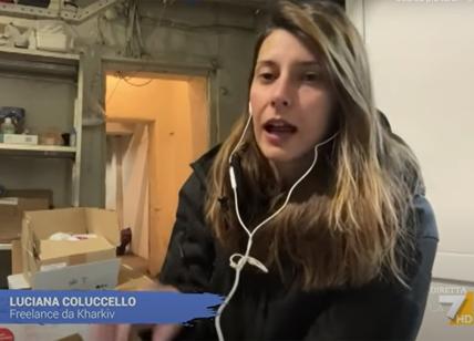 Chi è Luciana Coluccello, la giovane inviata freelance sul fronte in Ucraina