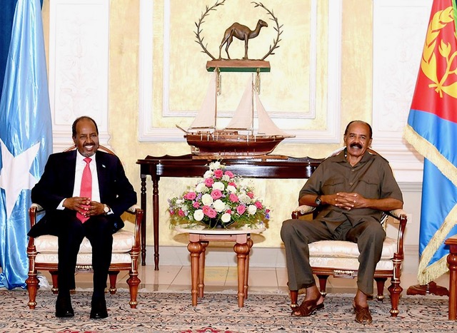 Eritrea, incontro nella capitale Asmara tra il presidente Isaias Afwerki e il presidente somalo hassan Sheikh Mahmud